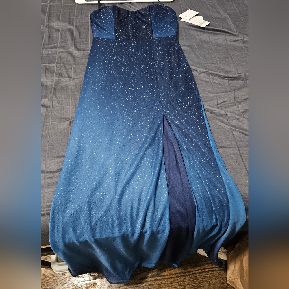 Elegant Strapless Blue Dress